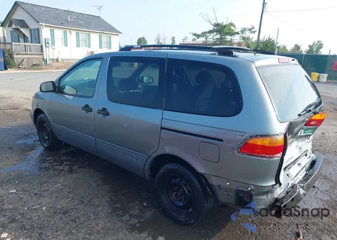 2000 Toyota Sienna Le z USA, uszkodzony, nr VIN 4T3ZF13C4YU209962